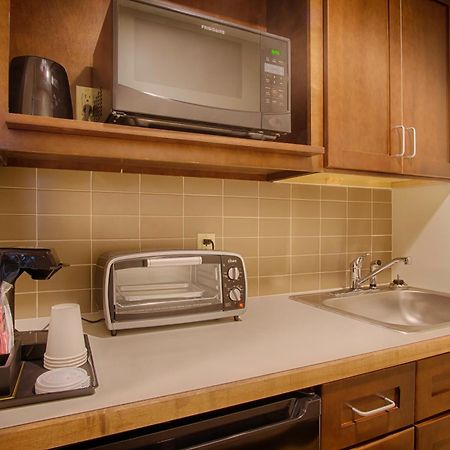 Sun & Ski Inn And Suites Stowe Kamer foto